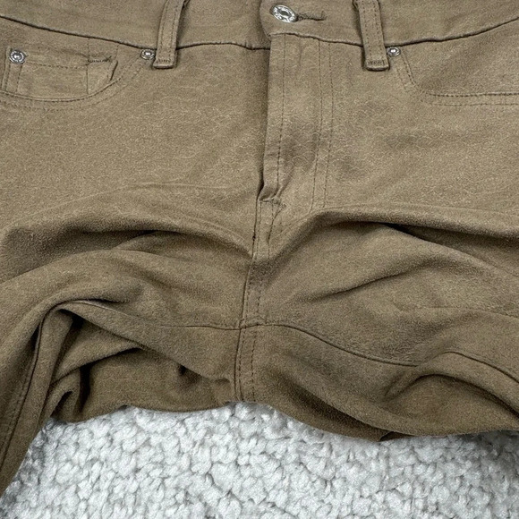 7 for all Mankind Snakeskin Faux Suede Skinny Pants. Stretchy. Size 28 - Picture 9 of 12